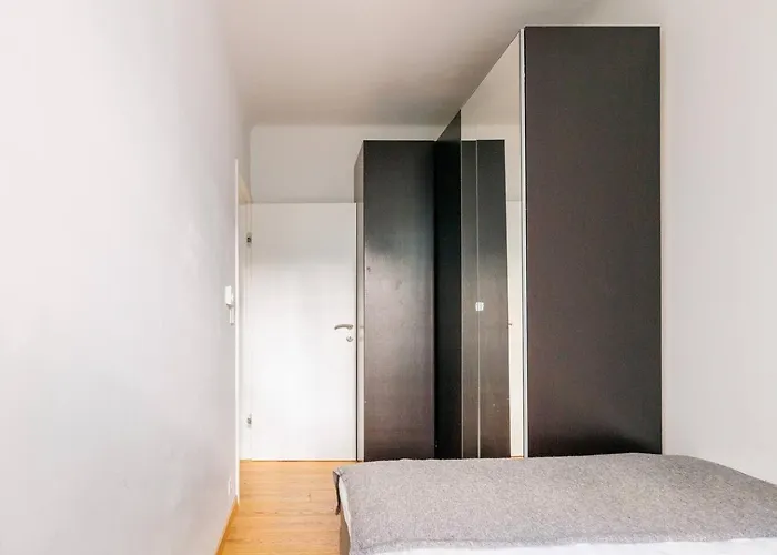 Apartman Near Metro - Netflix - Free Wifi *